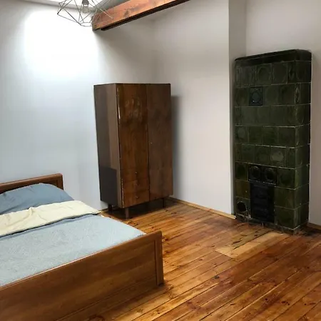 Appartement A Bookish Attic / Ksiazkowy Strych Poznań